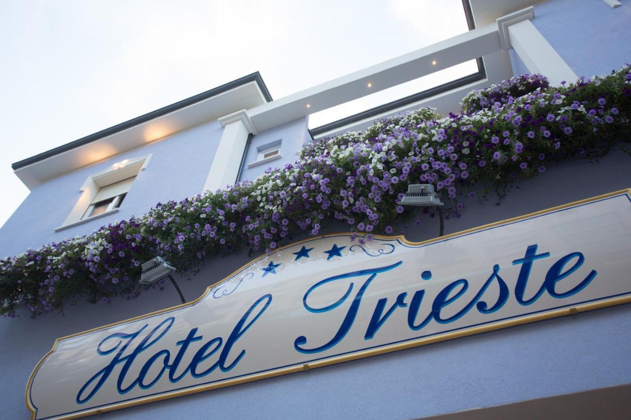 Hotel Trieste Cesenatico Exterior foto